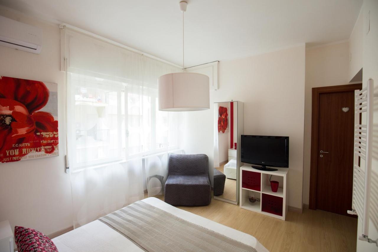 ナポリ Bernini 20 Bed & Breakfast エクステリア 写真
